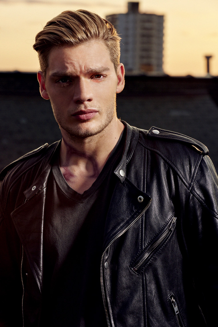 ABCFamily_SH_Dominic-Sherwood_0187