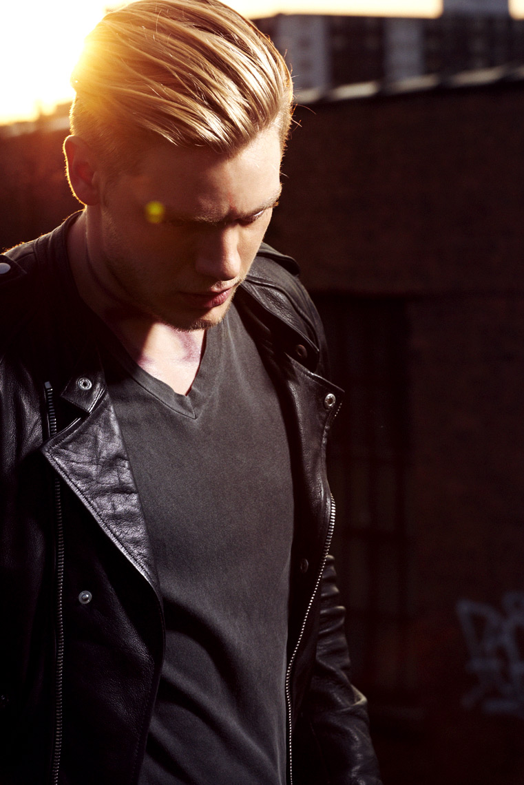 ABCFamily_SH_Dominic-Sherwood_0198